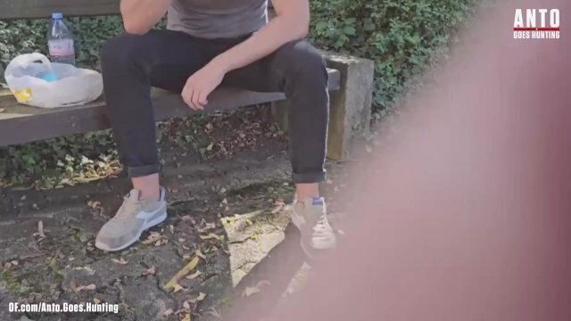 Random hetero married park accepts offer tries first blowjob lunch