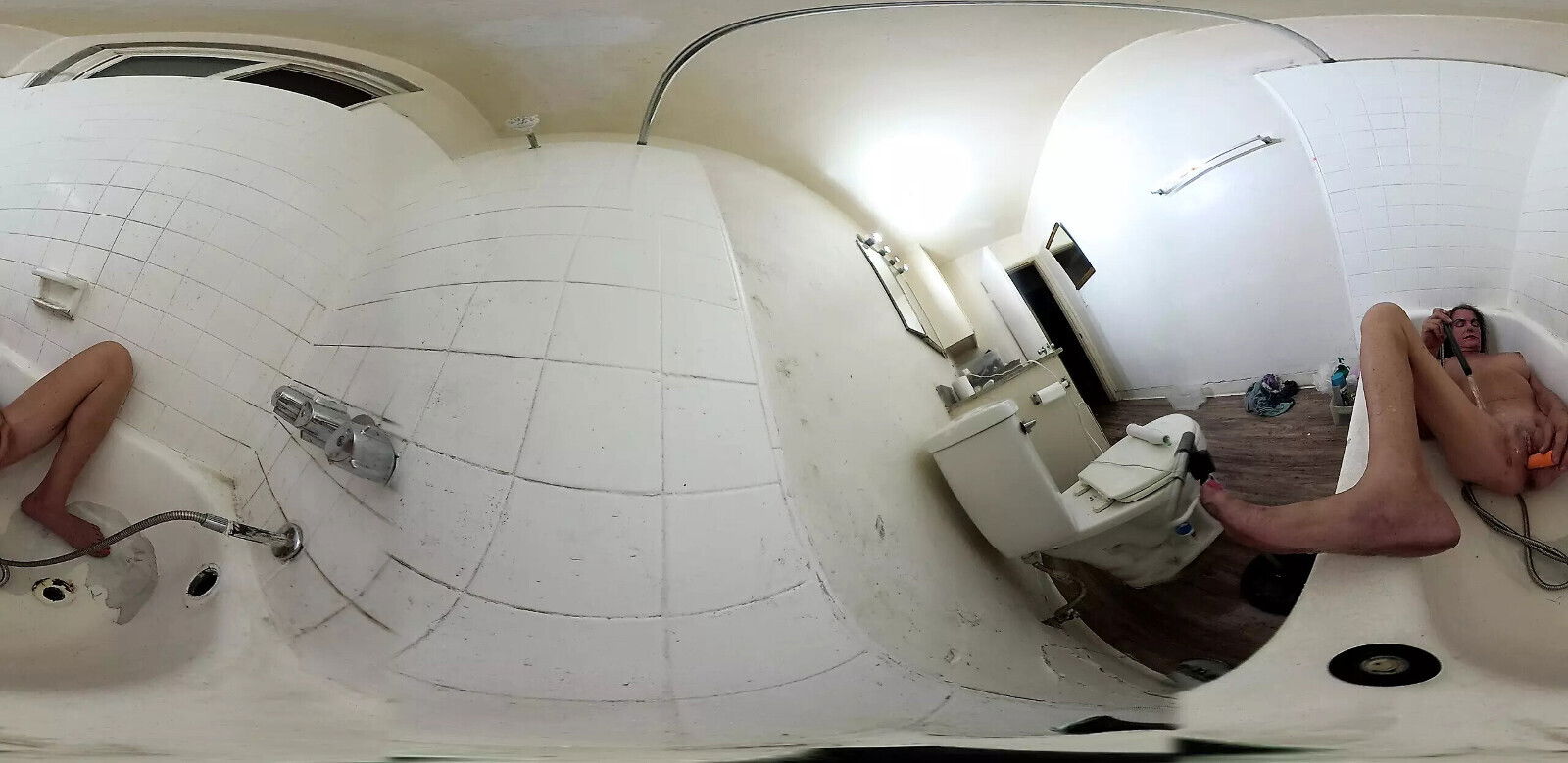 Lizzyyum Having Orgasm untold story Fantasy Bathing Pussy Clit Boobs