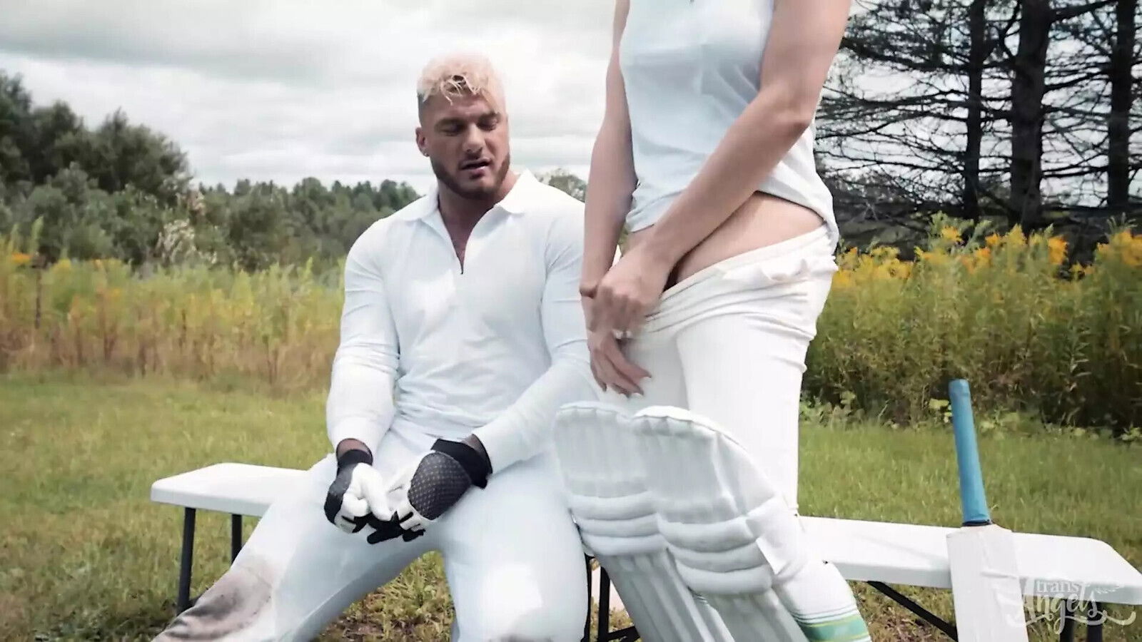 TRANS ANGELS William Seed Gets Eaten Ridden Big-Boobed Hottie Emma Rose