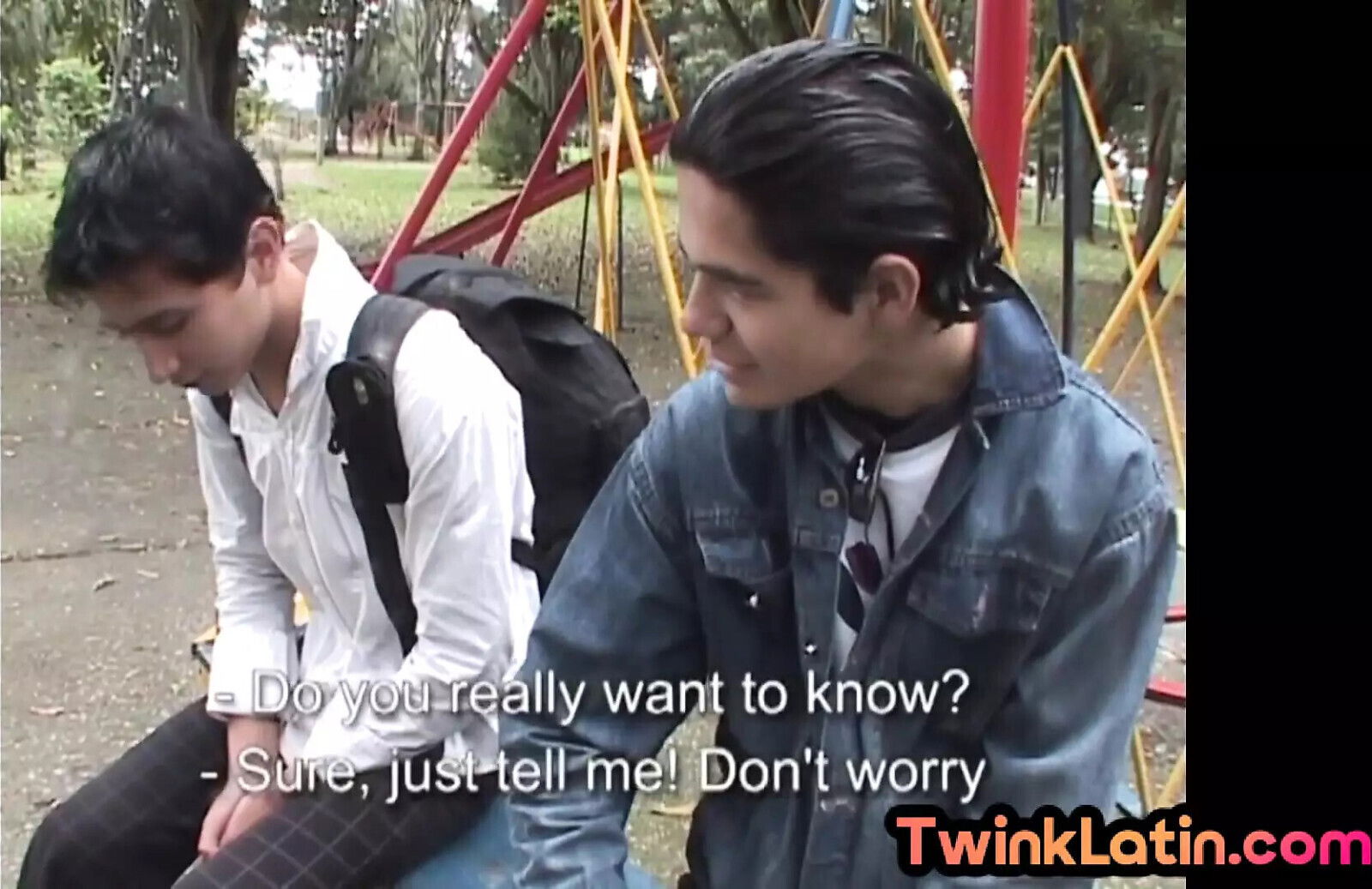 Skinny amateur Spanish twink fucked under shower