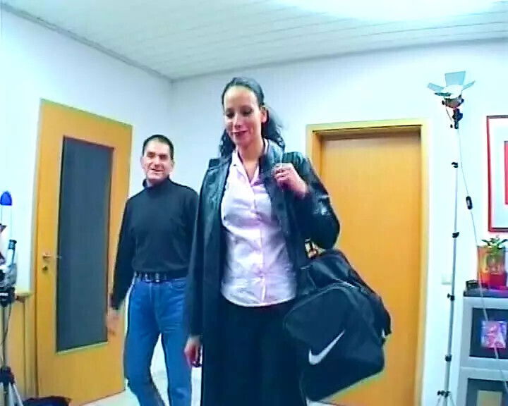 German babes enjoy foursome fuck