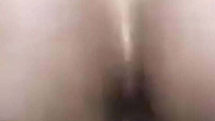 Redbone's Twerk (Only Clapping Sounds!)