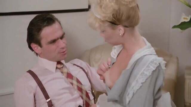 Hollywood Retro Actress AmberLynn give Pantyhose Jerk-Off Instruction