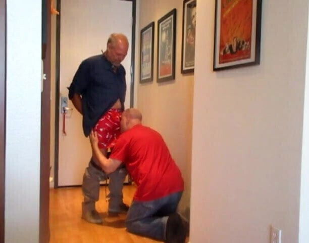 Blue Collar Gets Sucked, Edged Feeds Seed.