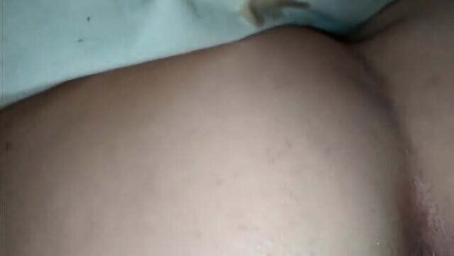 Bareback Amateur Close-Up