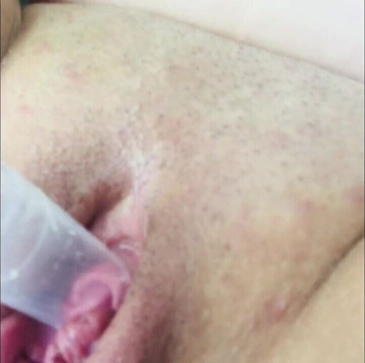 pussy clit soaked