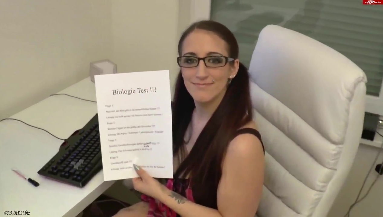 Biologie Extrem Unischlampe Fickt With Queen Paris