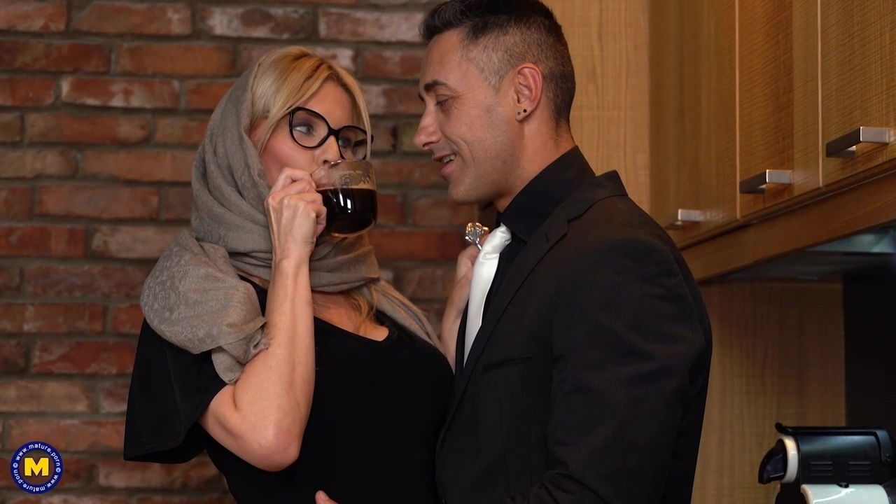 Nadya Basinger dirty minded, blonde mature likes rounded with creampie