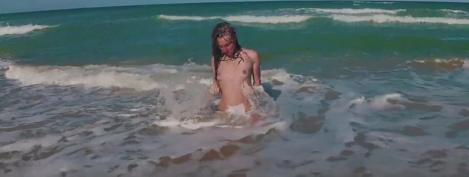 DRIVER Naked Russian nudist girl Sasha Bikeyeva public beaches Valencia