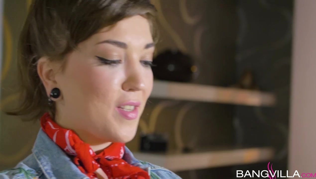 Alisha Rage, Ellen Million Strip Poker