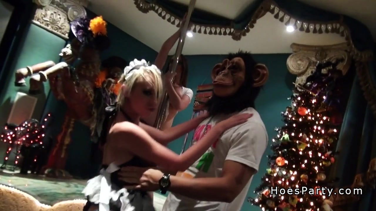 amateurs fucking Halloween party