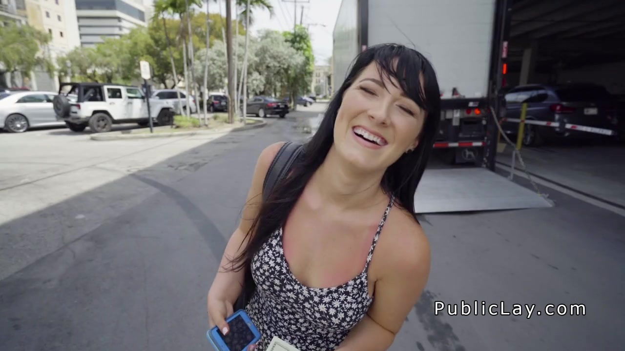 Amarican brunette loves public