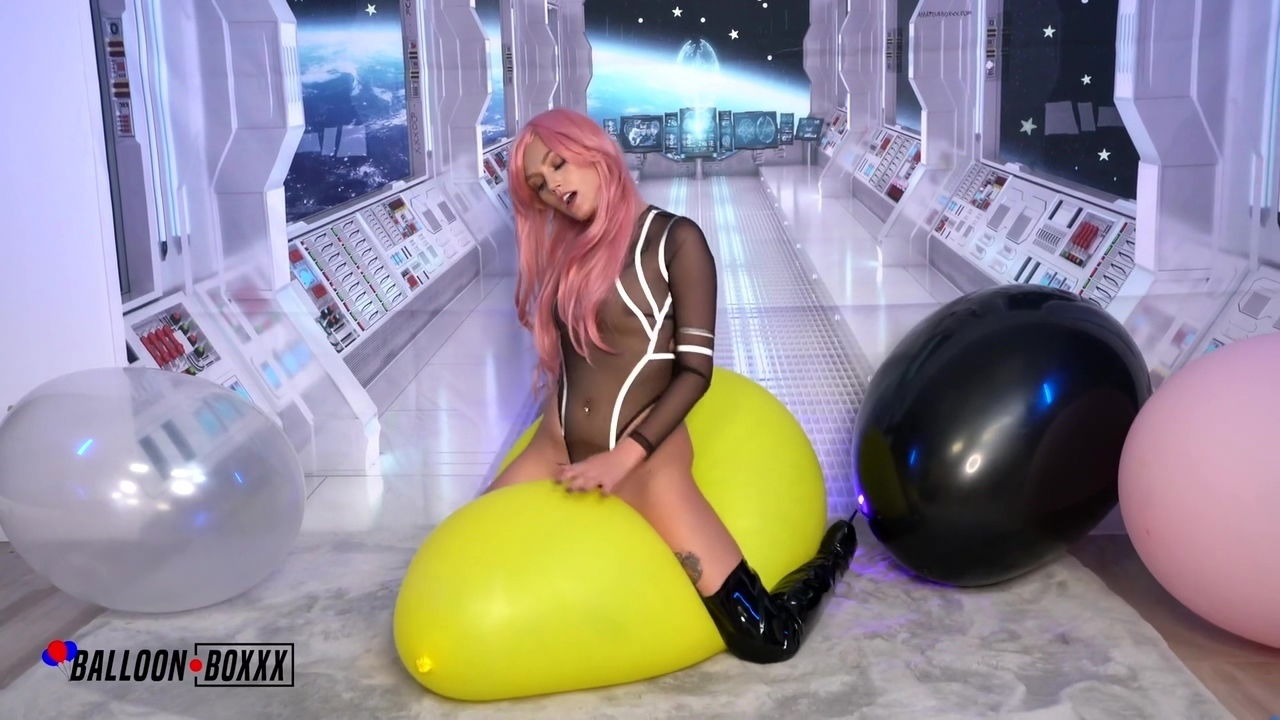 Winter Bell Space Balloons