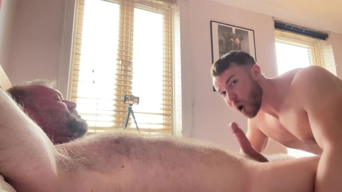 Pete Masters, Gabriel Cross