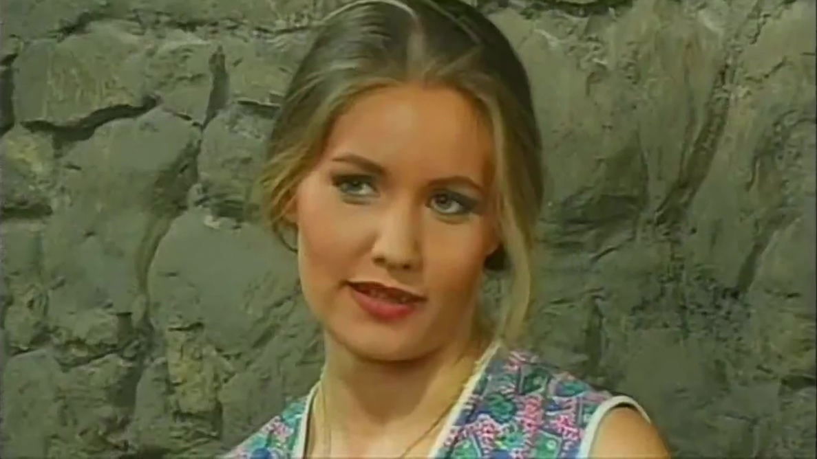 Pyramid (Tania Russof) 1996