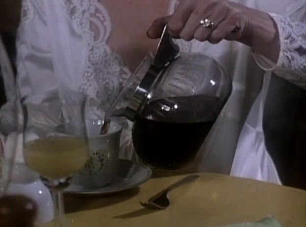 Juliet Anderson scène Outlaw Ladies (1981)