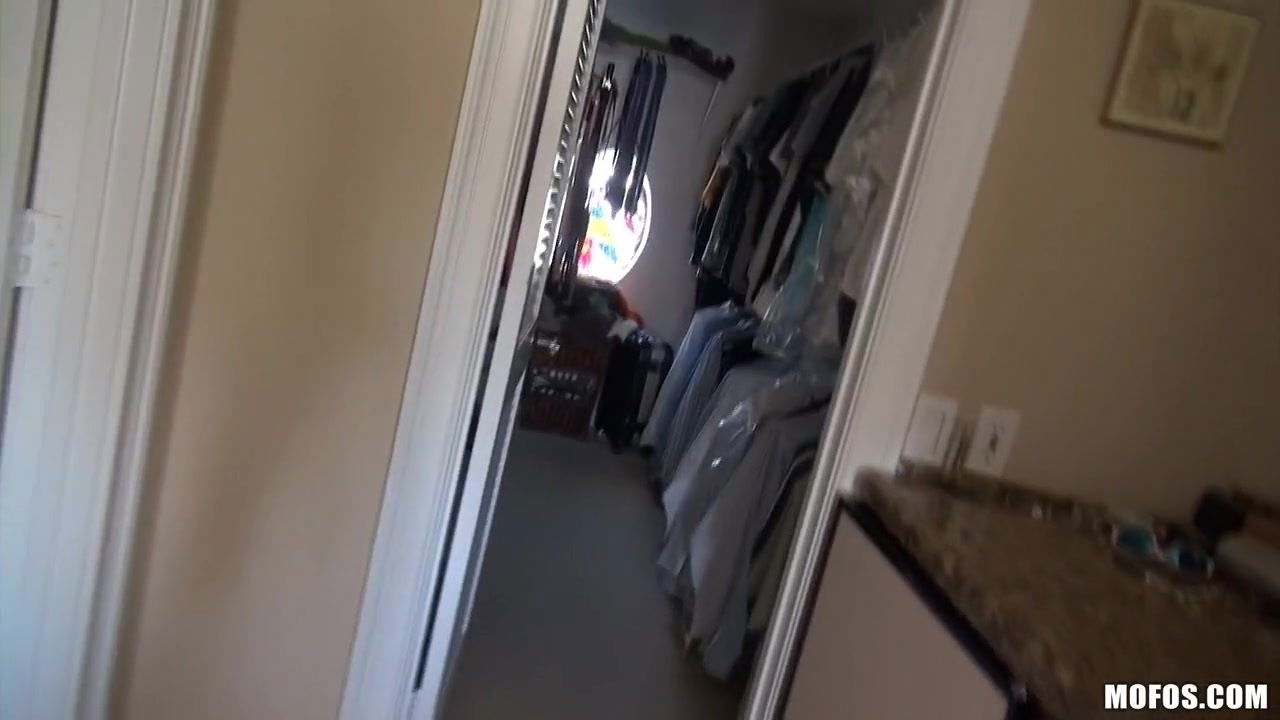 Pixxxi Lynn Quickie Neighbour's Abode