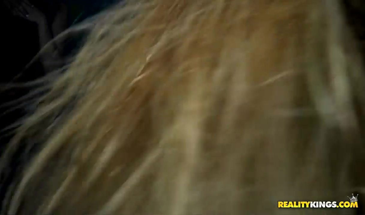 Aubrey enjoys wild party night club