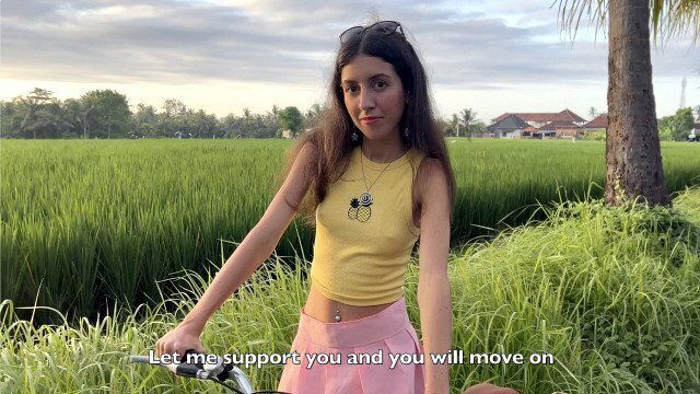 Thanked stranger with pussy after helped with bike Creampie