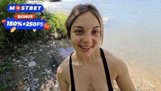 Mamada aire libre final epico. CREAMPIE