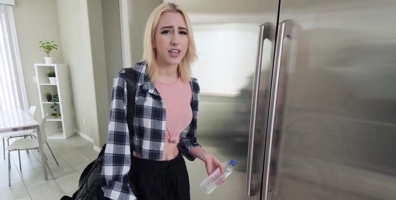 video blonde Tristan Summers riding dick cowgirl