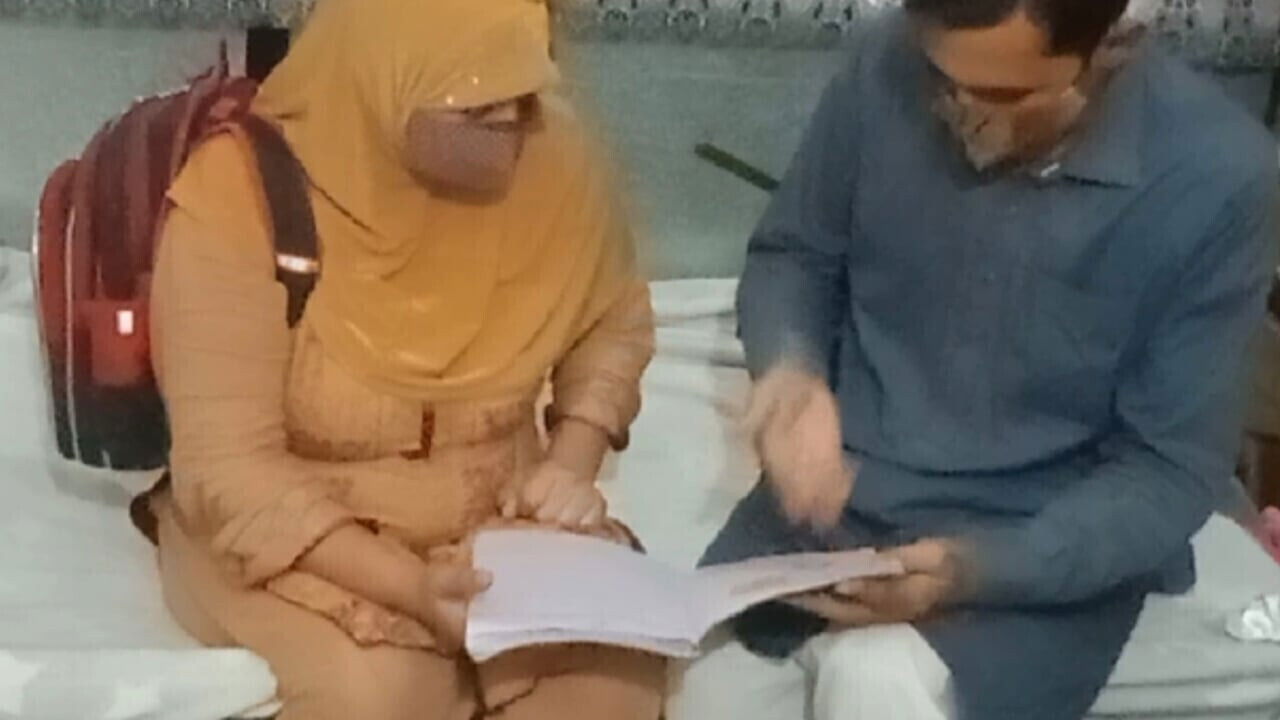 Hijabi girl goes tutoring tutor