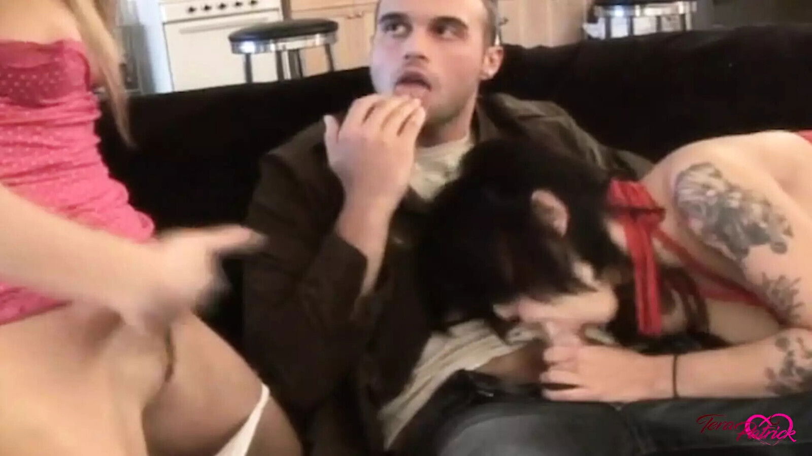 Sexys Regan Reese Holly Wellin Erik Everhard's 3-way!