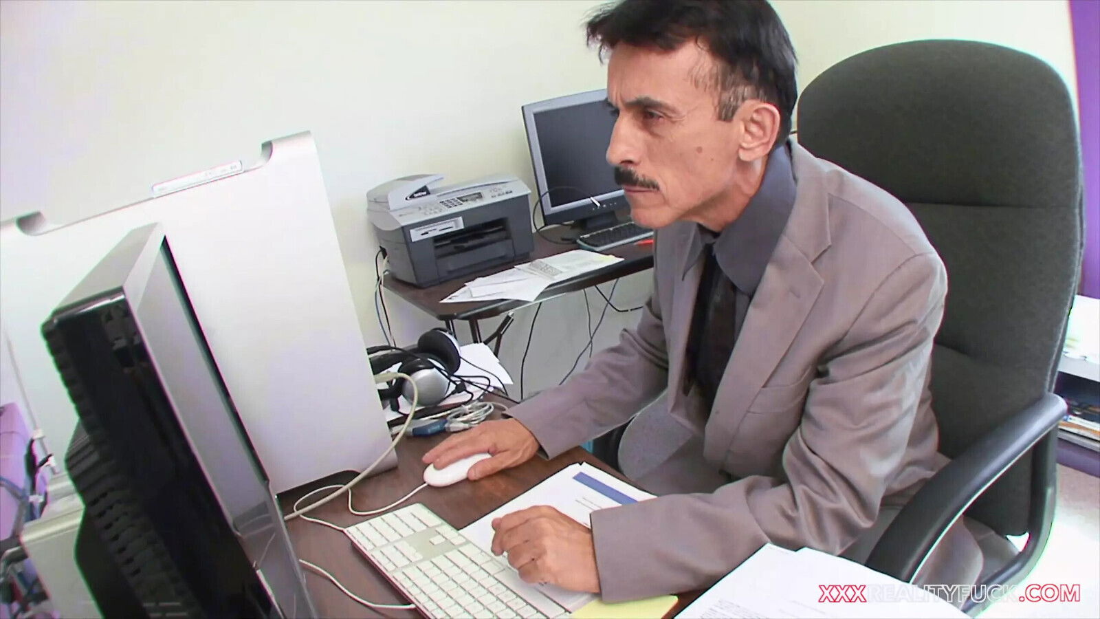 Handle Jennifer White Throwing Back Like That?