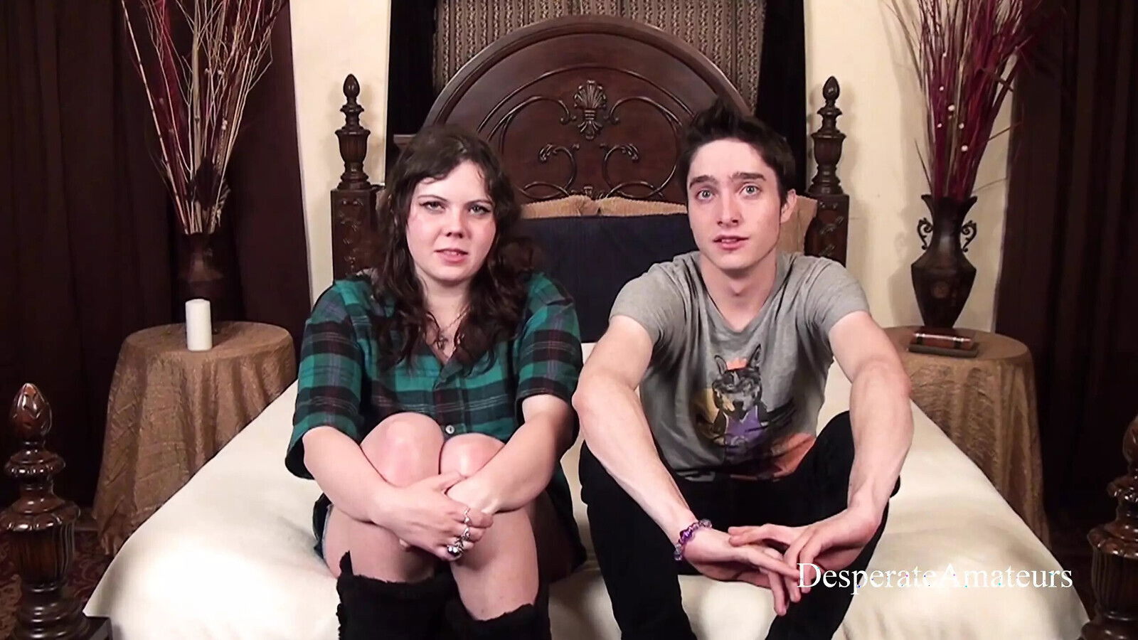 Desperate Amateurs Phoenis Bella Sylvia their tight pussies stretched