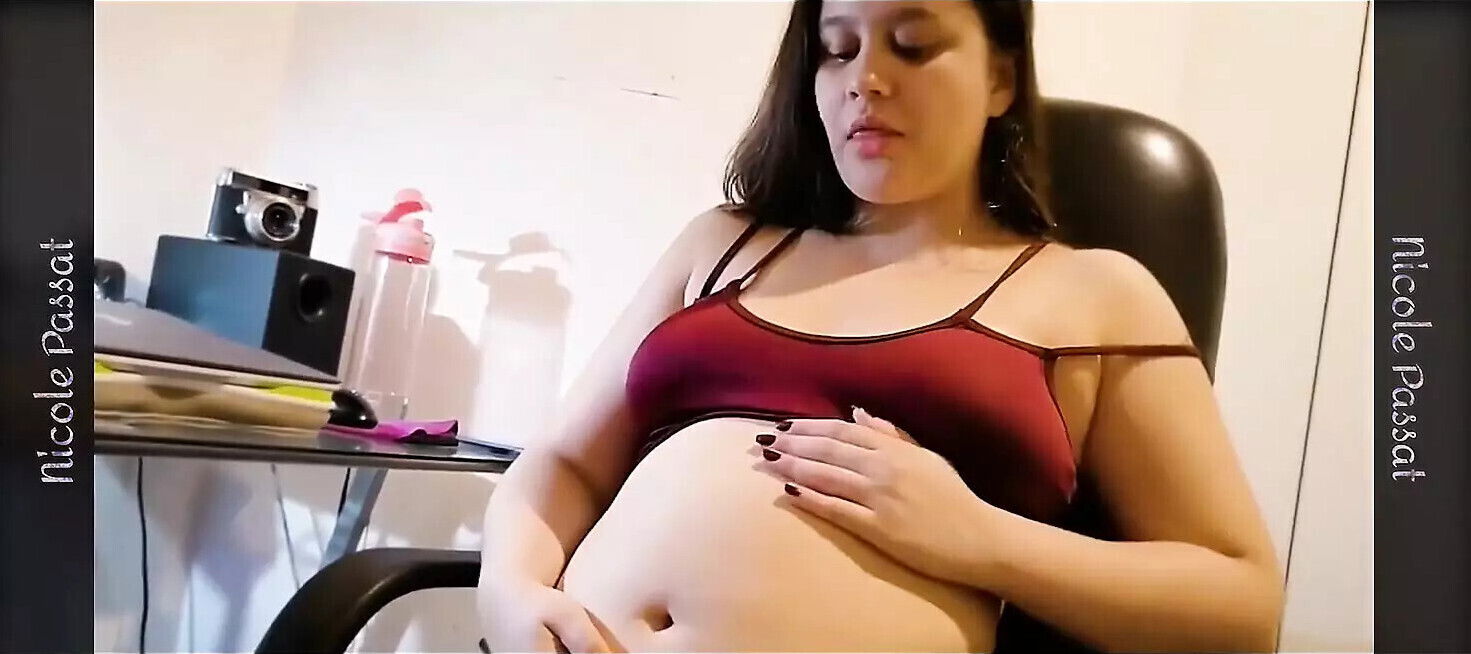 Hey, Look Belly's Growing From Snacks Munching Every Afternoon! Like Being This Round?