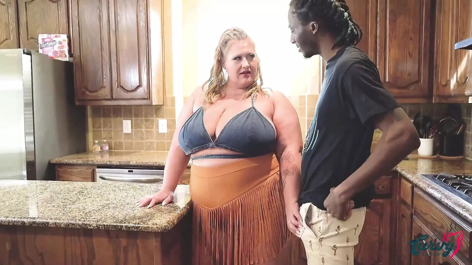 Veronica Jasmine Gets Done with Mrblvckrose