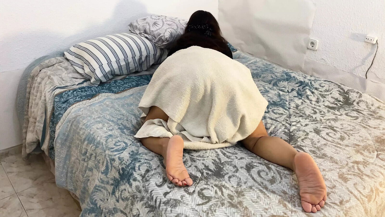 STEPMOTHER RAISED STEPSON PENETRATED UNTIL END!