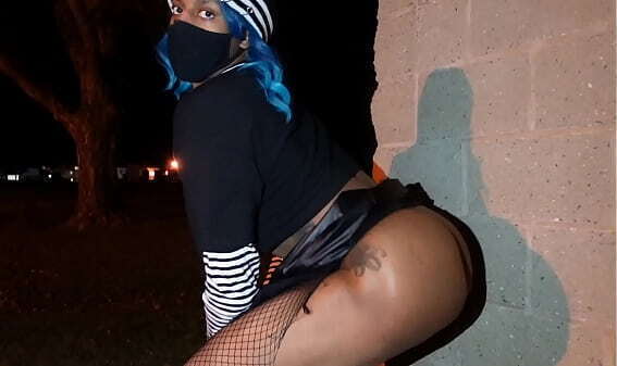 Sluts Don'_t COLD Public...