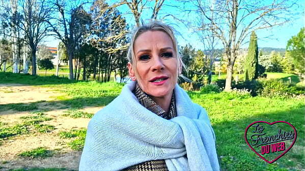 Victoria, ans, mature chaude comme braise