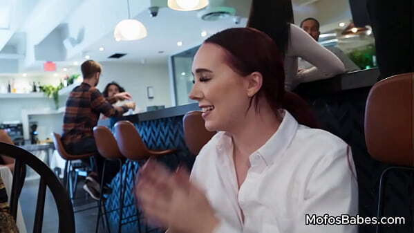 horny sluts share huge dick suck threesome Scarlett Rose, Dakota Quinn, Peter Green