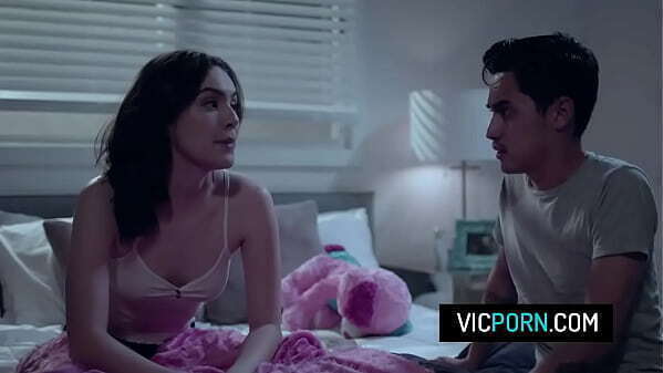 Cute teen Freya Parker fuck with stepsister'_s boyfriend