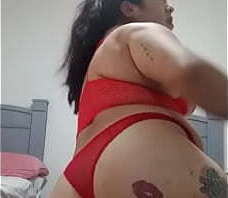 M&iacute_a Morrone excitada infringiendose dolor (lo disfruta)