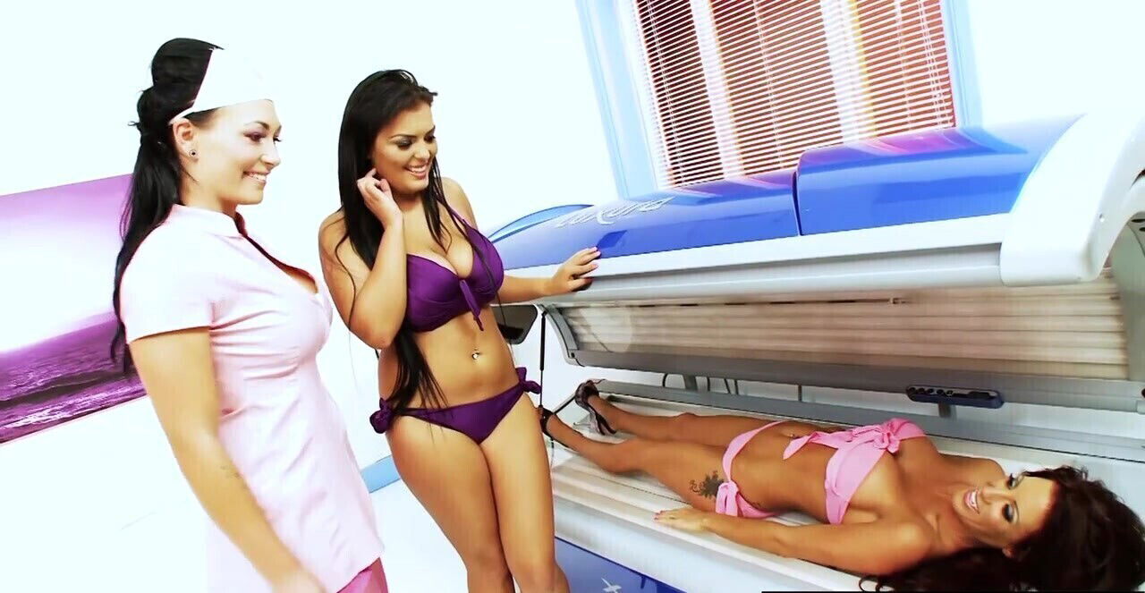 Jasmine Black lesbian threesome tanning salon with besties Charlie Monaco Kelly Carter!