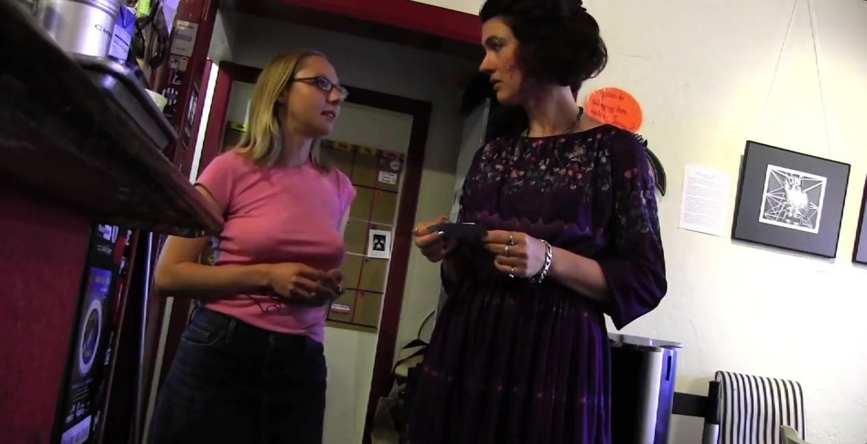 Dirty Maggie Mayhem drops panties pleasured Sadie Lune