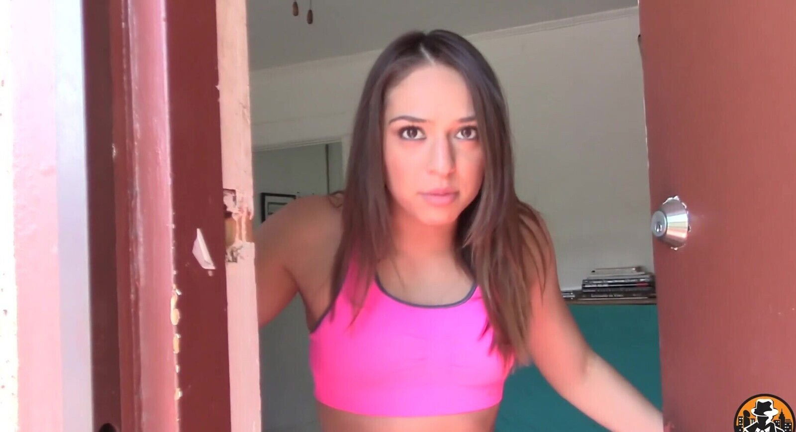 Pretty girl Sara Luvv wants eaten drilled deep