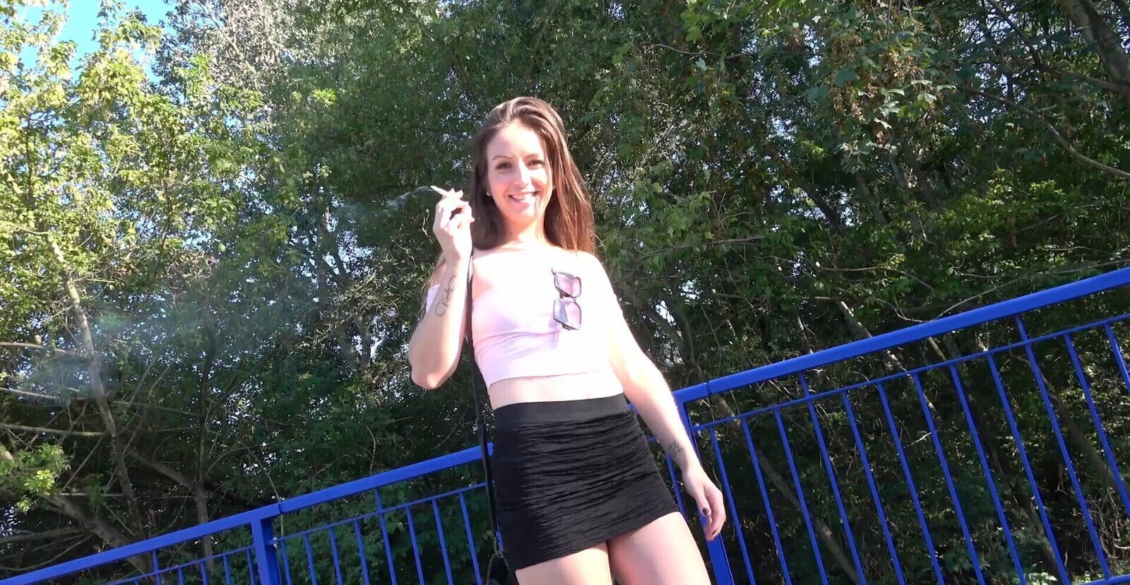 stranger Lena Ross gives head spreads legs