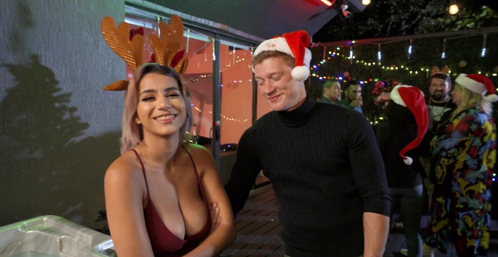 video lovely Roxie Sinner sucking man's