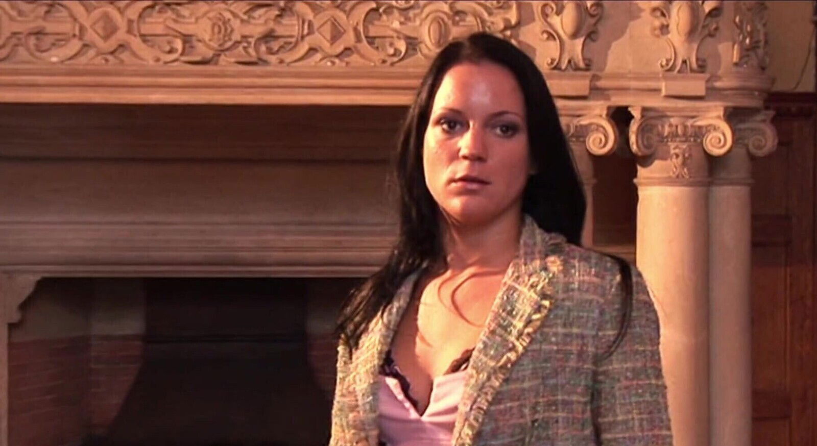 Hardcore threesome with Estella Leon coworkers