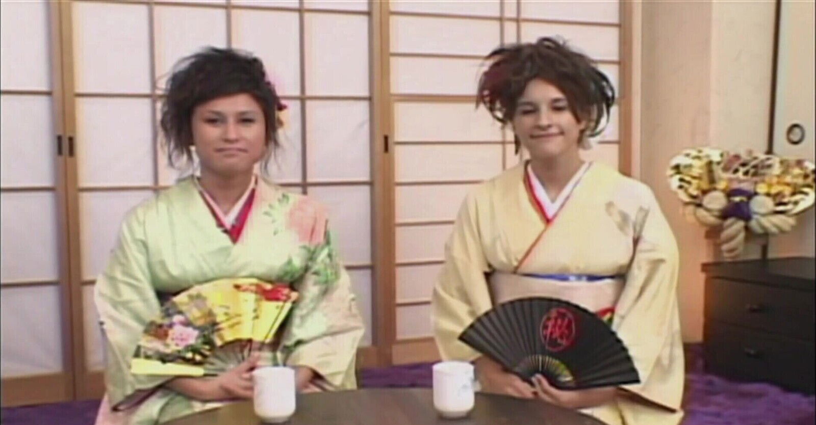 Asian babes Sakura Scott Sayuri have kinky threesome