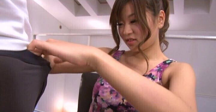 There's nothing better Ayumi Mochizuki than sucking dick