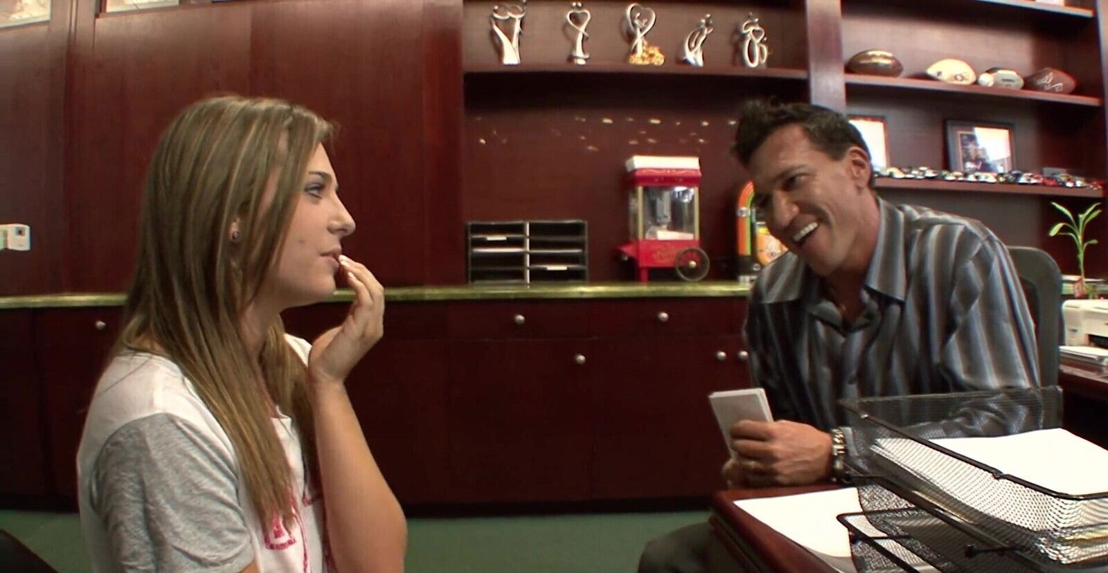 Stunning girl Shyla Jameson doesn't need more than hard dick