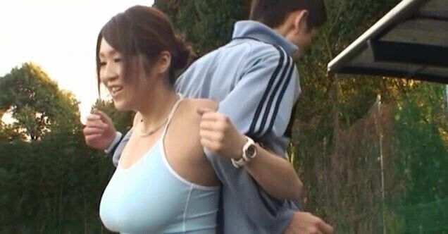 Hairy pussy Japanese Yuka Nishii gets pleasured outdoors