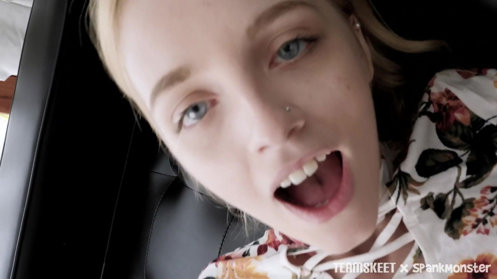 view blonde girlfriend Kate Bloom sucking riding