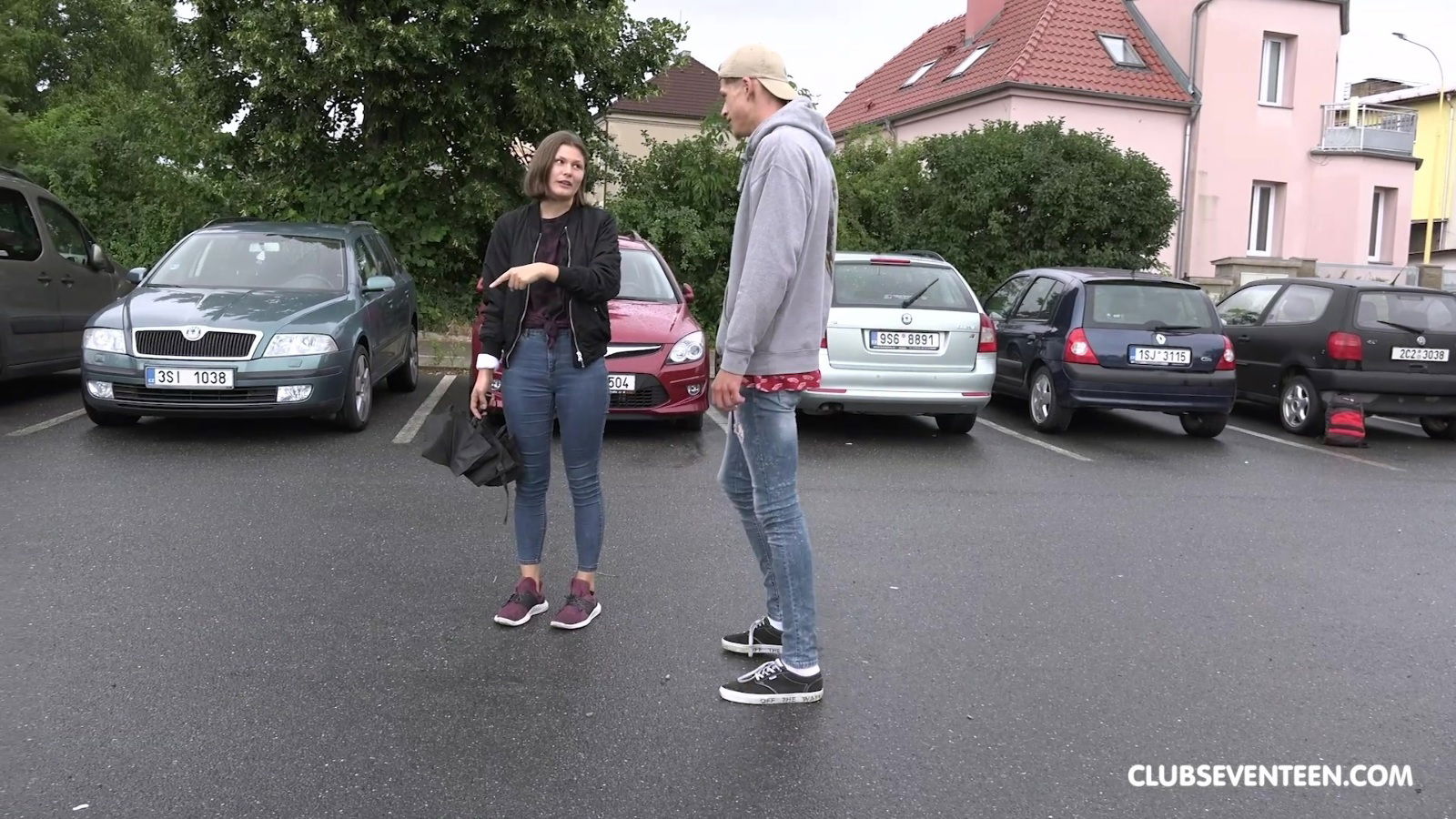 Sexy brunette Grace Carson fucked beach stranger