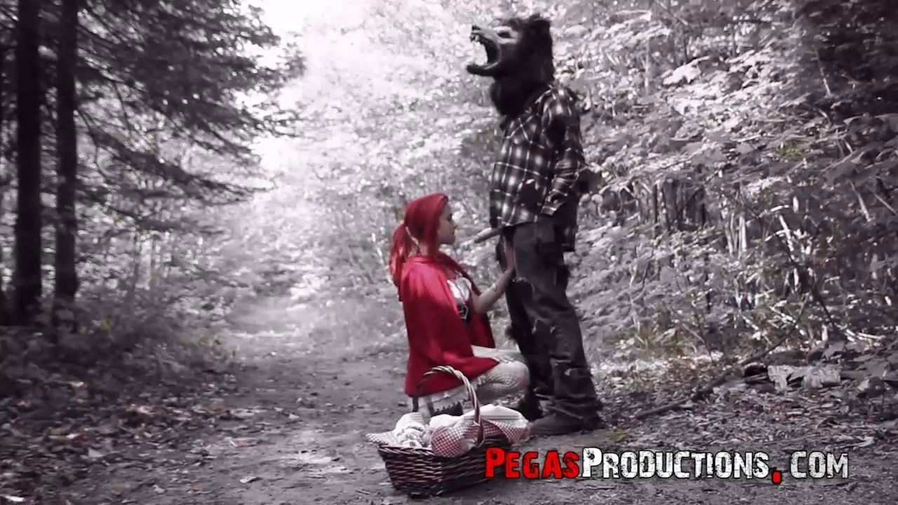 this redhead kinky girl Brind Love nature best place